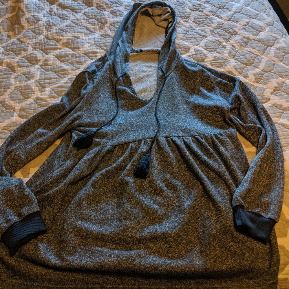 Annabelle Boutique Top